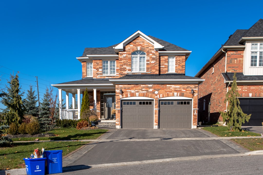 Photo Real estate agents